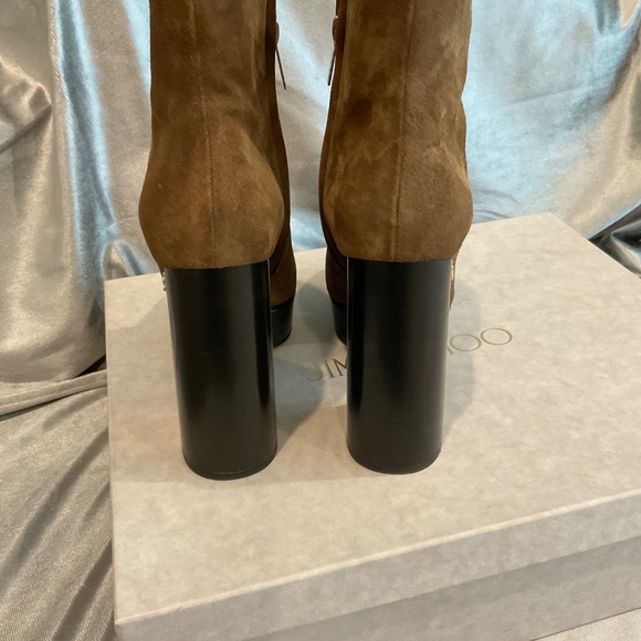 Jimmy Choo, size 40 EU (9.5), suede - Picture 2 of 5